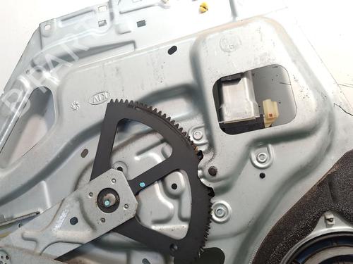 Front right window mechanism KIA SPORTAGE II (JE_, KM_) 2.0 CRDi | BP21065299C23 