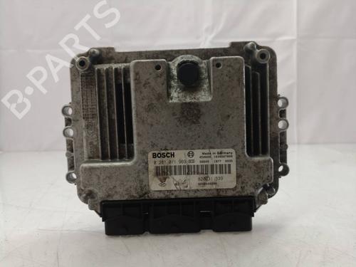 Used Engine control unit (ECU) RENAULT LAGUNA II Grandtour (KG0/1_) [2001-2007]  8956320