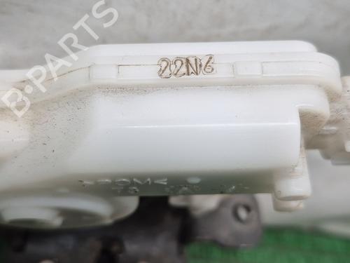 Tailgate lock TOYOTA YARIS (_P13_) 1.5 Hybrid (NHP130_, NHP130) | BP29276873C101 