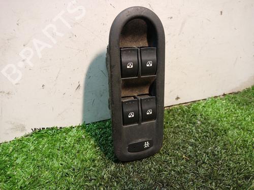Left front window switch RENAULT MEGANE II (BM0/1_, CM0/1_) 1.6 16V | BP17223003I27 