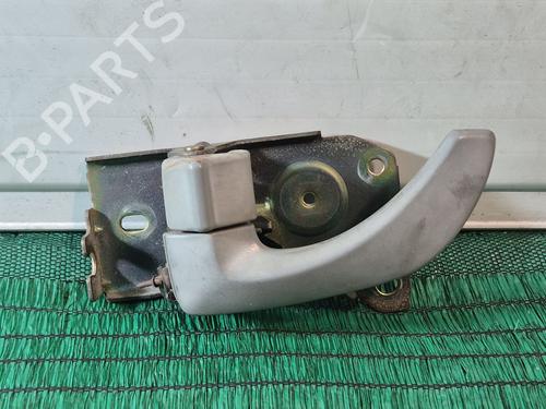Used Front left interior door handle KIA SORENTO I (JC) 2.5 CRDi 4WD (140 hp) 30770179