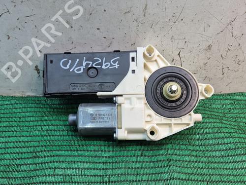 Used Right front window motor RENAULT LAGUNA III (BT0/1) 2.0 dCi GT (BT11, BT1E, BT1N) (178 hp) 29886042