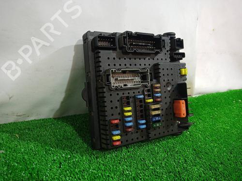 Fuse box VOLVO XC90 I (275) V8 AWD | BP12529656E1 