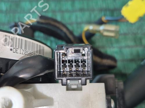 Switch HYUNDAI SANTA FÉ I (SM) 2.0 CRDi 4x4 | BP31328480I30