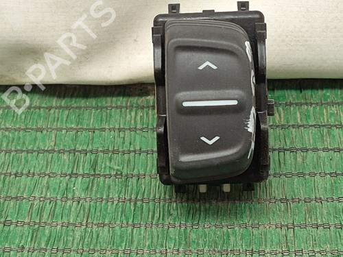 Used Left front window switch DACIA SANDERO II TCe 90 (B8M1, B8MA, B8AC) (90 hp) 28380767