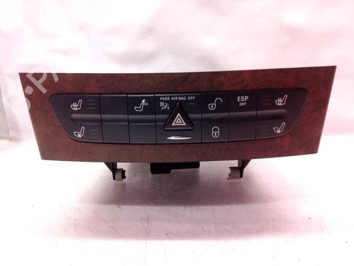 Used Switch MERCEDES-BENZ CLS (C219) [2004-2011]  8920147