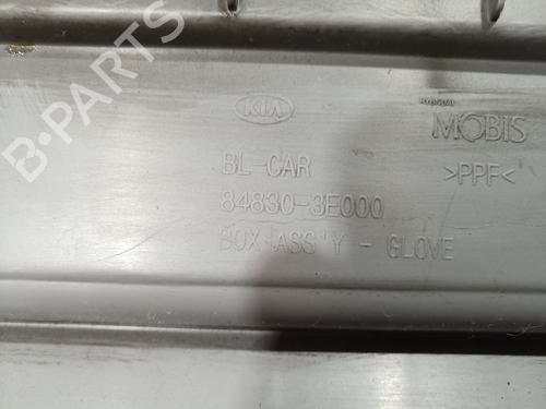 Glove box KIA SORENTO I (JC) 2.5 CRDi 4WD | BP21757792C95 