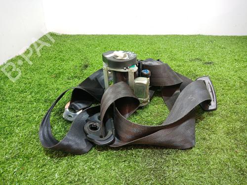 Front left belt tensioner SKODA OCTAVIA II (1Z3) 1.6 TDI (105 hp) 17914543