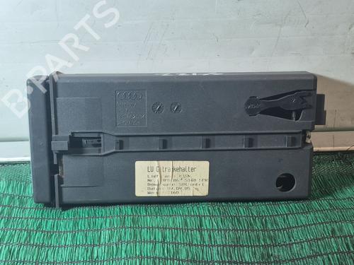 Porte-gobelet/Objets AUDI A3 (8P1) 2.0 TDI 16V (140 hp) 32090612