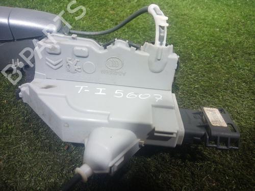 Rear left lock PEUGEOT 5008 (0U_, 0E_) 1.6 BlueHDi 120 | BP24864069C100 