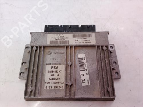 Calculateur moteur (ecu) PEUGEOT 206 Hatchback (2A/C) [1998-2012]  8800988