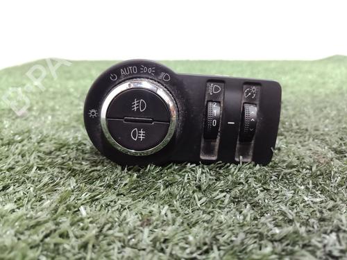 Used Headlight switch OPEL INSIGNIA A Saloon (G09) 2.0 CDTI (69) (160 hp) 18527576