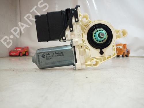 Rudehejsemotor bagstkærm venstre VW PASSAT B6 (3C2) [2005-2010]  12322202