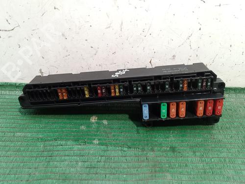 Used Fuse box BMW 5 Touring (E61) 520 d (177 hp) 28377627