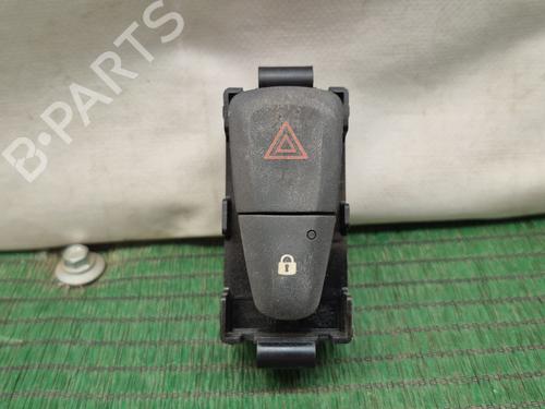 Used Warning switch DACIA SANDERO II TCe 90 (B8M1, B8MA, B8AC) (90 hp) 28380768
