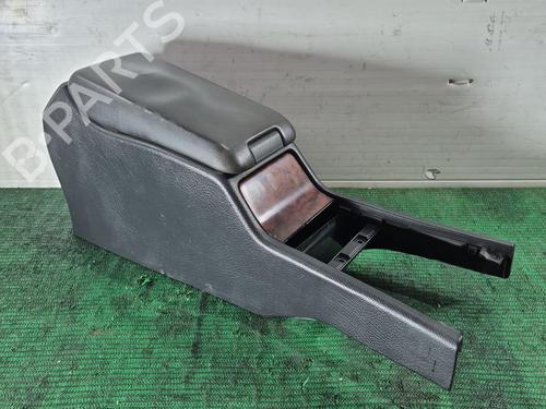 Used Middle console Middle console MERCEDES-BENZ C-CLASS T-Model (S203) C 220 CDI (203.206, 203.208) (143 hp) 34460466 34460466