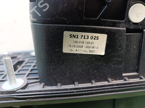 Gear lever VW TIGUAN (5N_) 2.0 TDI | BP16437635M90 