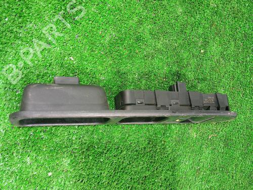 Right front window switch PEUGEOT 307 Break (3E) 2.0 HDI 90 | BP12990687I26 