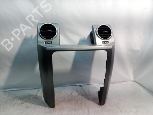 Used Air vent LAND ROVER DISCOVERY III (L319) 2.7 TD 4x4 (190 hp) 14304263