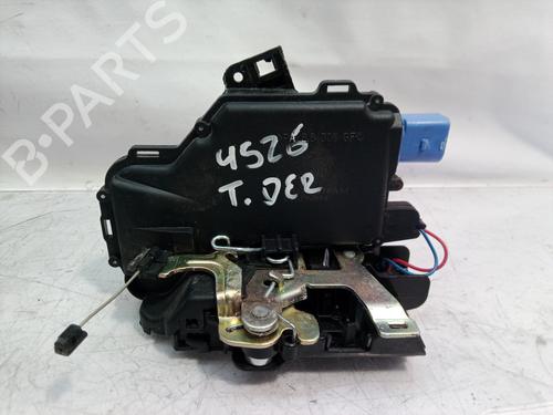 Used Rear right lock VW POLO (9N_, 9A_) 1.4 16V (80 hp) 9640199