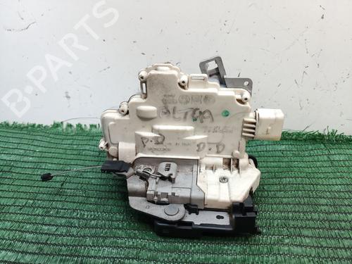 Used Front right lock SEAT ALTEA (5P1) 1.9 TDI (105 hp) 19916361