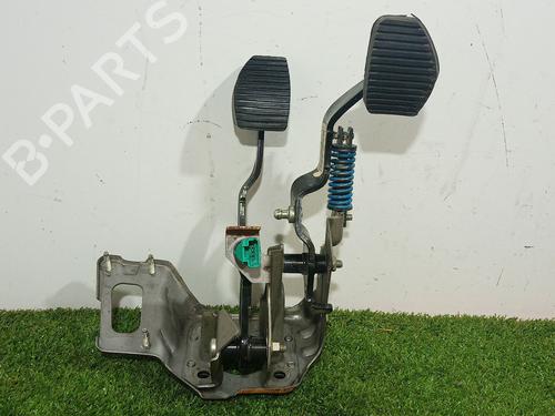 Used Pedal CITROËN BERLINGO MULTISPACE (B9) 1.2 PureTech 110 (110 hp) 29258955