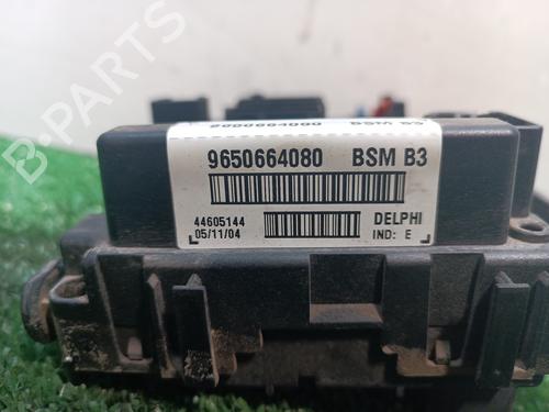 Fuse box PEUGEOT 307 (3A/C)  | BP13735588E1 