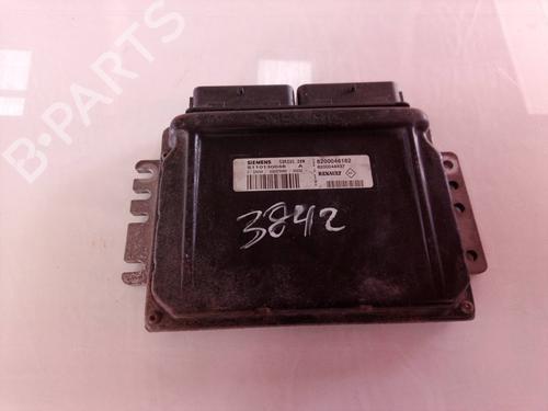 Centralina motore RENAULT MEGANE I (BA0/1_) 1.4 16V (BA0D, BA1H, BA0W, BA10) (95 hp) 7928329
