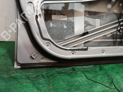 Left front door BMW 5 (E60) 520 i | BP26562729C2 