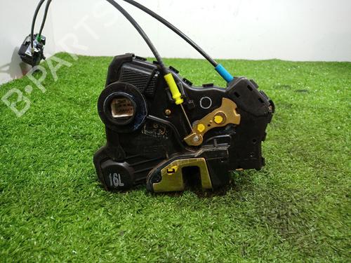 Front left lock TOYOTA AVENSIS (_T25_) 2.2 D-4D (ADT251_, ADT251R) | BP17969069C98 