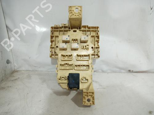 Used Fuse box SUZUKI SWIFT III (MZ, EZ) 1.3 DDiS (RS413D) (69 hp) 12323146