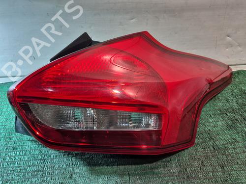 Used Right taillight FORD FOCUS III 1.0 EcoBoost (125 hp) 31856130