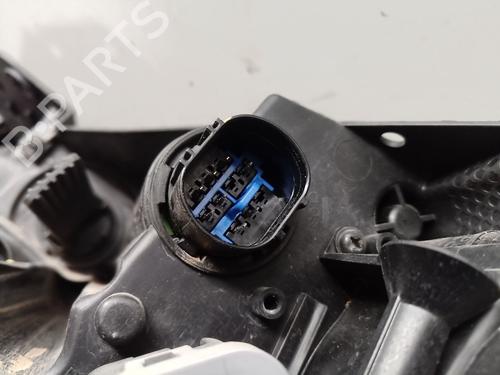 Right headlight HYUNDAI IONIQ (AE) 1.6 GDI Hybrid | BP29250521C29 