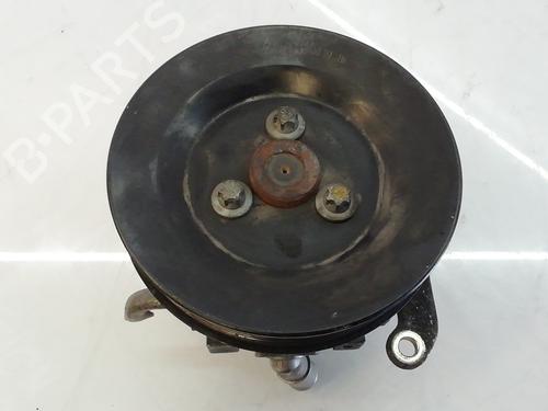Used Steering pump MERCEDES-BENZ VITO Van (W638) [1997-2003]  8264499