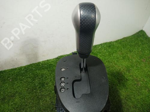 Gear lever NISSAN JUKE (F15) 1.6 DIG-T 4x4 | BP24149052M90 