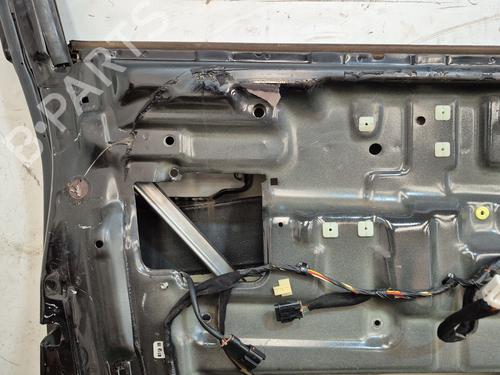 Left front door KIA SORENTO I (JC) 2.5 CRDi 4WD | BP28975868C2 
