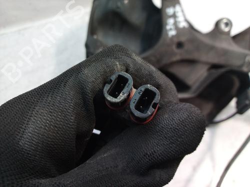 Right front steering knuckle MERCEDES-BENZ E-CLASS (W210) E 300 D (210.020) | BP9675844M26 