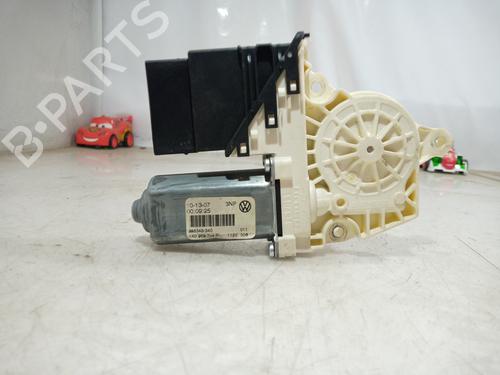 Rudehejsemotor bagstkærm højre VW GOLF V Variant (1K5) [2007-2009]  11937187