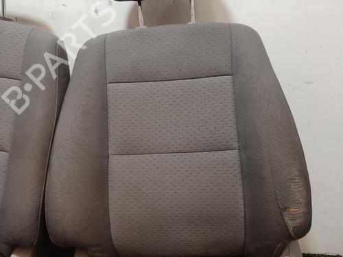 Seats set KIA SORENTO I (JC) 2.5 CRDi 4WD | BP21757371C78