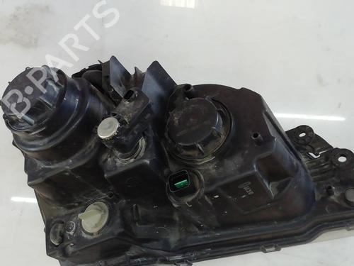 Left headlight KIA SORENTO I (JC) 2.5 CRDi | BP8217332C28 