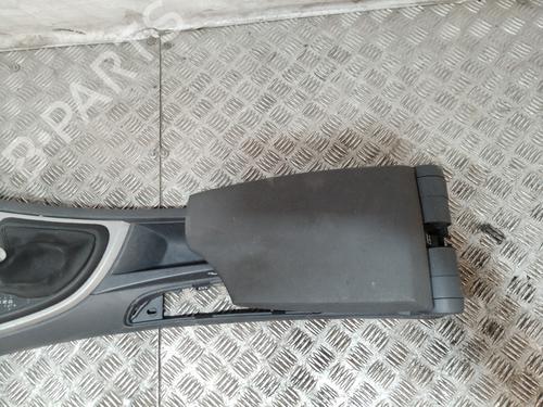 Armrest / Center console BMW 1 (E87) 120 i | BP10376200I20 