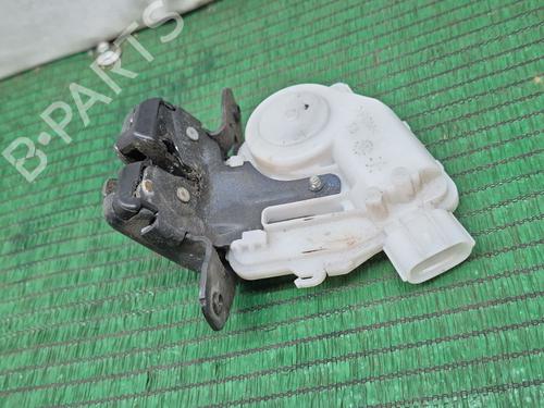 Tailgate lock TOYOTA YARIS (_P13_) 1.5 Hybrid (NHP130_, NHP130) | BP29276873C101 