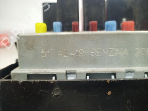 Fuse box ALFA ROMEO 147 (937_) 1.6 16V T.SPARK ECO (937.AXA1A, 937.BXA1A) | BP11864245E1 
