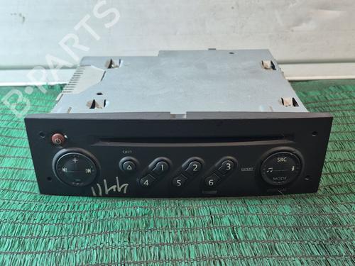 radio-renault-megane-ii-coupe-cabriolet-em01_-2003-2004-2005-2006-2007-2008-2009-2010-31707397 main image