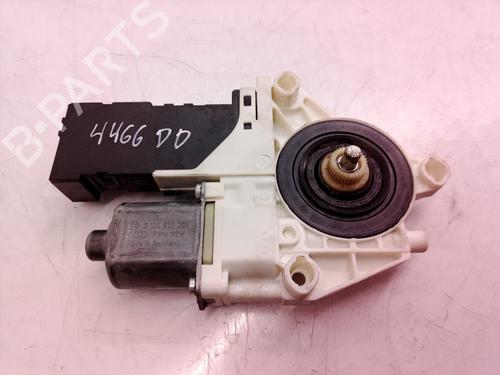 Used Right front window motor VW PASSAT B3/B4 Variant (3A5, 35I) 1.8 (90 hp) 8641943