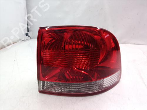 Used Right taillight VW TOUAREG (7LA, 7L6, 7L7) 3.0 V6 TDI (225 hp) 8633025