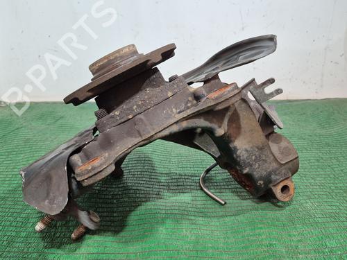 Used Right rear steering knuckle VW GOLF VII (5G1, BQ1, BE1, BE2) 1.6 TDI (110 hp) 27598052