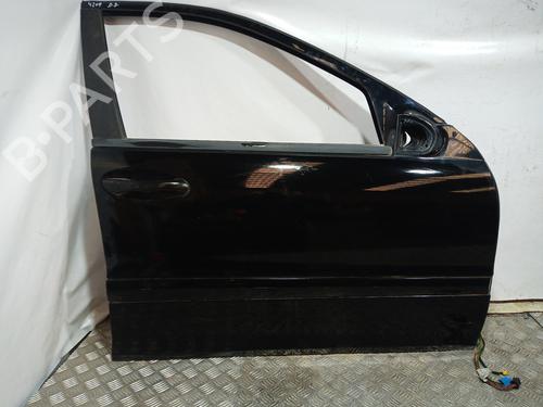 Used Right front door MERCEDES-BENZ C-CLASS (W203) [2000-2007]  11958087