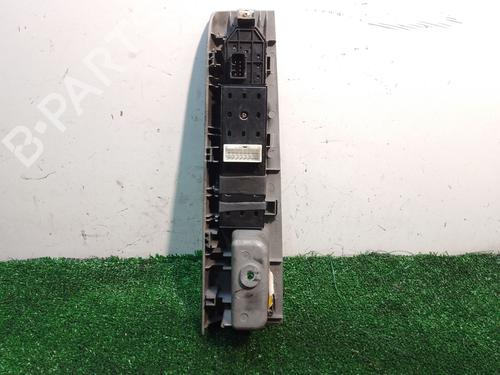 Left front window switch KIA SORENTO I (JC) 2.5 CRDi 4WD | BP21757871I27 