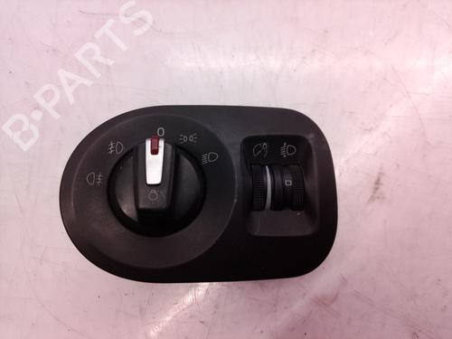 Used Headlight switch SEAT ALTEA (5P1) 1.9 TDI (105 hp) 8641909